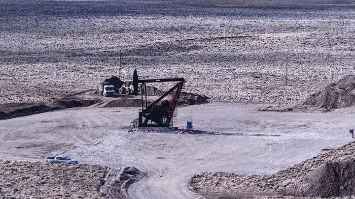 La explotación de un pozo petrolero convencional en Santa Cruz.