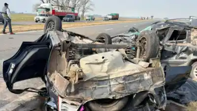 Tres muertos en un choque múltiple en la Ruta 7: la hipótesis que investigan
