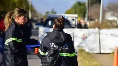 Chocaron contra un poste y murieron: la indignante historia detrás del accidente en Córdoba