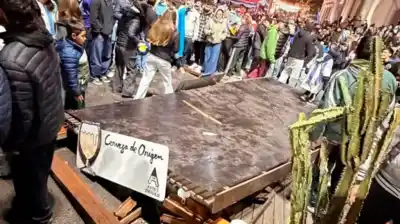 El festejo que casi termina en tragedia: se derrumbó el techo de un bar en Concepción del Uruguay