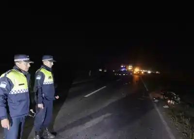 Un impacto fatal en Leales: murió un joven de 18 años y un hombre resultó herido