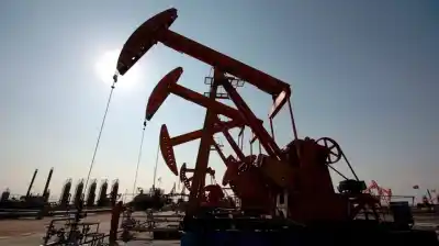 Petróleo en alza por ataques de EE.UU. a Irán: el Brent supera los US$84