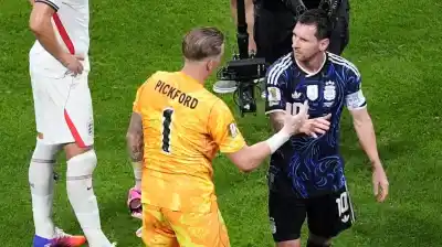 El insólito objeto que Messi encontró tras la épica victoria de Argentina ante Inglaterra