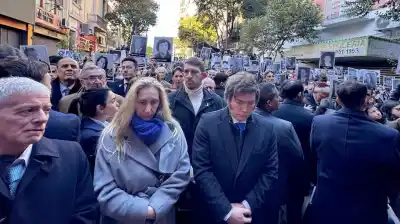 Milei se suma al acto por los 32 años del atentado a la AMIA: ¿qué dijo sobre el antisemitismo?