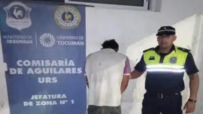 Un joven de 19 años usó una pistola de juguete para robar una moto en Aguilares