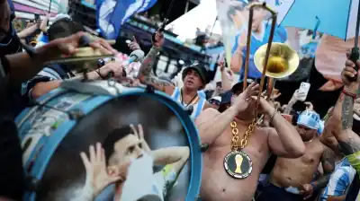 Fiebre albiceleste en Nueva York: el banderazo que promete duplicar la mítica marea celeste en Times Square