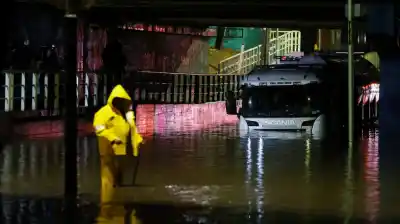 Temporal en Chile: cuatro muertos y alerta roja en Valparaíso por el riesgo de aluviones