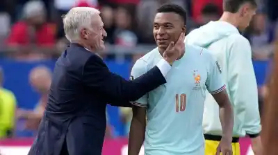 Mbappé rompió el silencio y dejó un mensaje que estremece a Francia: "Debíamos ofrecerte un final mejor"