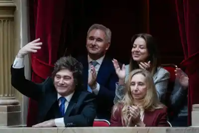 Mientras el Mundial termina, la Casa Rosada acelera sus reformas: ¿logrará destrabar el Congreso?