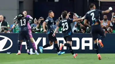 El arquero de San Lorenzo que la FIFA metió en el once revelación del Mundial y ya seduce al Bayern Munich