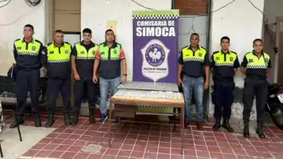 Detienen en Simoca a ex empleado con 10 mil dólares robados, cocaína y psicofármacos