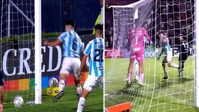 Polémica en Mendoza: un gol que no entró definió el triunfo ante Atlético Tucumán