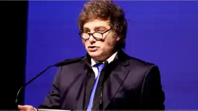 Milei garantiza el pago de la deuda en enero y anticipa inflación cero para Tucumán
