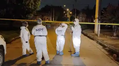 Impactante crimen en Juan Pablo II: un joven de 20 años recibió un balazo por la espalda
