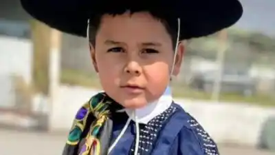 El folklore tucumano despide con dolor al pequeño bailarín William