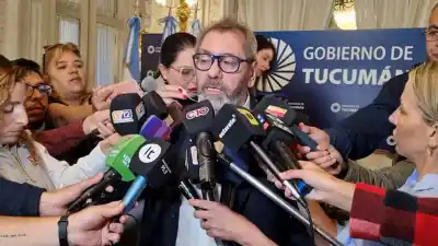 Alerta en el transporte tucumano: empresarios se reunieron con Jaldo por una crisis que amenaza el servicio