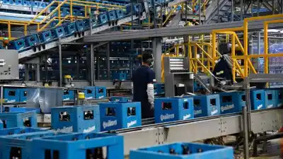 Quilmes anuncia un ajuste brutal: de 260 empleados a solo 80 en una de sus plantas