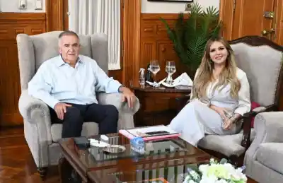 Jaldo y la intendenta de Lules sellan un acuerdo clave: la educación se acerca a los hogares