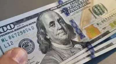 El dólar oficial registró su mayor salto diario en meses: ¿se viene un cambio de tendencia?