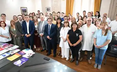 Jaldo se reúne con los directores de hospitales: el plan de salud que prepara para los tucumanos