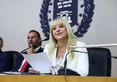 Chahla lanzó un mensaje contundente en el inicio de sesiones: “No vine a ocupar una silla”