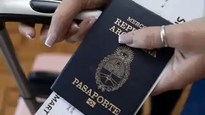 ¿Cuánto te va a costar el DNI y el pasaporte a partir de esta semana? Los nuevos valores que sorprenden