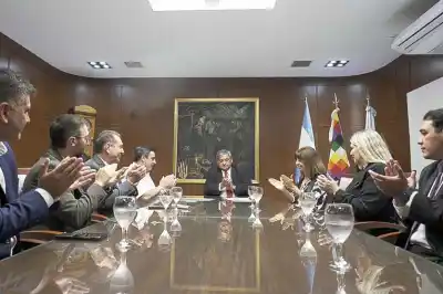 Firmaron un acuerdo clave para la salud de más de 322 mil estudiantes tucumanos