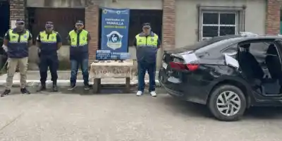 Operativo en Famaillá: El hallazgo dentro de un auto estacionado que activó una investigación judicial