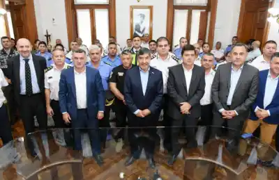 Acuerdo salarial en Tucumán: Lo que recibirán policías y penitenciarios tras la firma en Casa de Gobierno