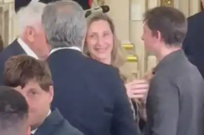 El gesto que delató la grieta: el tenso cruce entre Karina Milei y Santiago Caputo que nadie esperaba