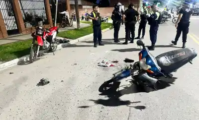 Choque de motos en Banda del Río Salí: uno de los conductores lucha por su vida