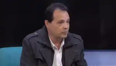 Nueva era en la Defensoría del Pueblo: asume un ex diputado nacional y el destino del saliente genera rumores