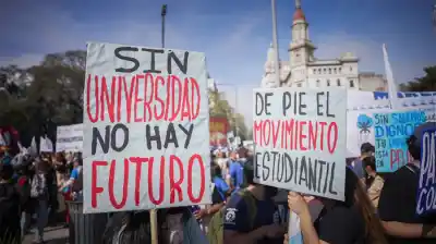 Paro universitario en puerta: docentes exigen el 51% adeudado y rectores advierten un cuatrimestre “crítico”