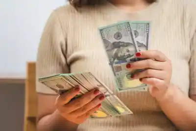 Banco Macro lanza un crédito hipotecario en dólares: las condiciones que sorprenden al mercado