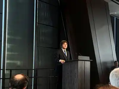 Milei le promete al jefe del BCRA un aluvión de dólares, pero le lanza una advertencia clave