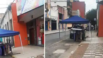Comercio informal en el microcentro tucumano: un puesto ocupa la calle en Moreno al 37