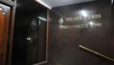 Fiscal federal pide indagar a diputado Cisneros y otros dos en una causa que nació del escándalo Vélez