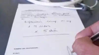 Fingía ser médico en plena calle: el extraño botín que llevaba cuando lo atraparon en Tucumán
