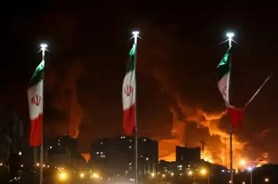 Israel lanza una “ola de ataques a gran escala” contra Irán y la tensión se dispara