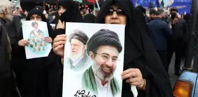 Irán amenaza con atacar empresas de EE.UU. en el Golfo mientras Trump anuncia “fin del terror”