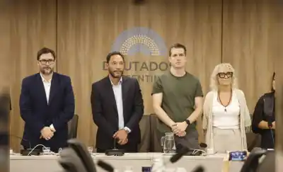 Comisión Libra acusa a Milei de “malversar la investidura presidencial” en una “estafa millonaria”
