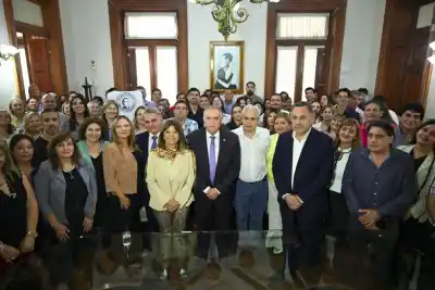 Acuerdo salarial en Tucumán: El Gobierno y ATEP sellan un pacto que incluye un reclamo histórico