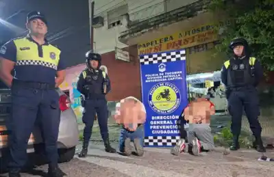 Detienen a dos ladrones en plena calle General Paz: el detalle clave que usaban para robar