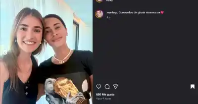 Antonela Roccuzzo viraliza una remera con el beso de Messi a la Copa del Mundo