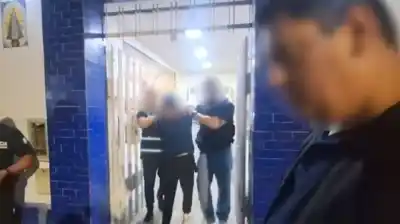 Detenido en La Boca: El joven prófugo buscado por dos homicidios que se escondía con ayuda de vecinos