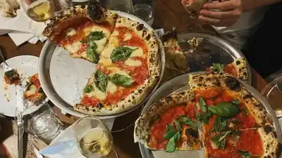 El “Índice Pizza” revela la dura realidad del salario en Argentina: ¿Cuántas podés comprar hoy?