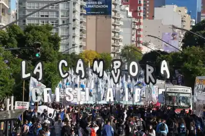 Marchas en Tucumán: el emotivo recorrido que marcó el 50° aniversario del golpe