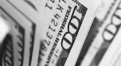 El dólar oficial se desploma y alcanza un mínimo histórico: ¿Qué pasa con los ahorros en Tucumán?