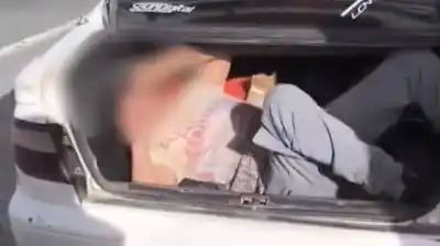 Insólito hallazgo en un control policial: ¿Qué encontraron en el baúl del auto que dejó perplejos a los efectivos?