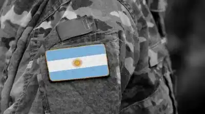 Una decisión histórica sacude a las Fuerzas Armadas: 34 militares enfrentan una consecuencia inesperada